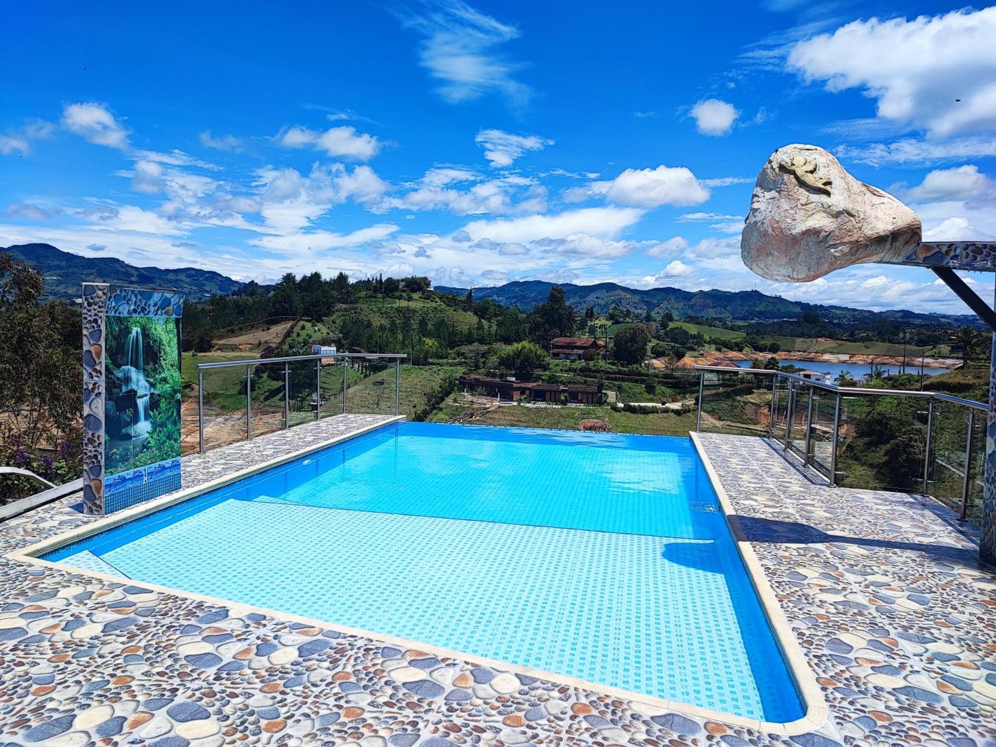 Paradise Lake Finca Hotel Guatapé Exterior foto